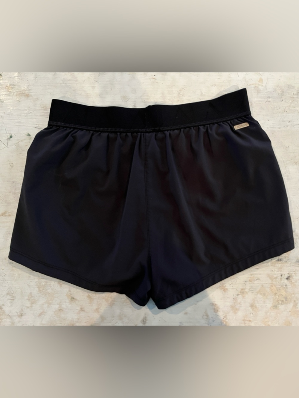 ALALA Court Short in Black | size Small - Picture 4 of 9